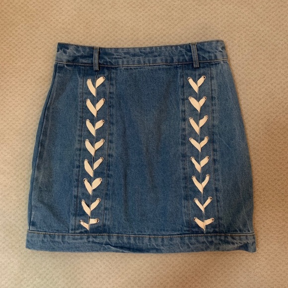 Women’s “Endless Rose” denim skirt - Picture 2 of 2